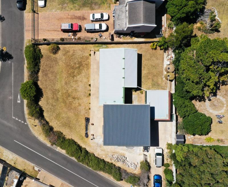 5 Bedroom Property for Sale in Capri Western Cape